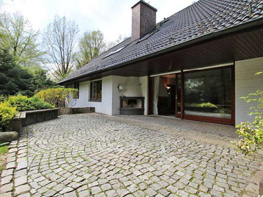 Einfamilienhaus zur Miete 3.850 € 8,5 Zimmer 265 m² 1.264 m² Grundstück Poppenbüttel Hamburg 22391