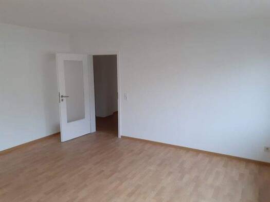 Wohnung zur Miete 650 € 4 Zimmer 85 m² 1. Geschoss frei ab sofort Brake Lemgo 32657