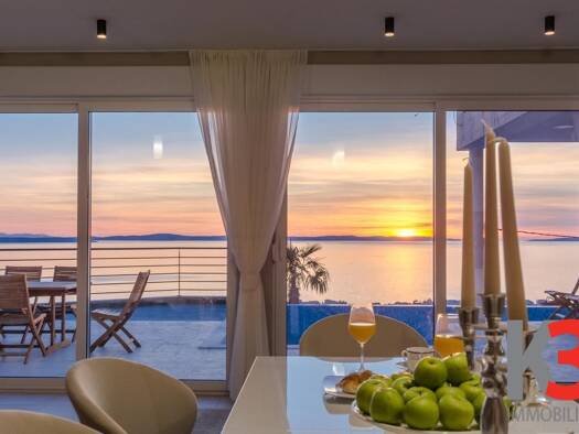 Haus zum Kauf 750.000 € 3 Zimmer 200 m² Split 0
