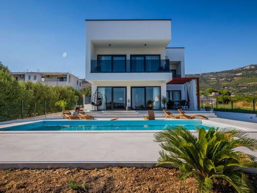 Villa zum Kauf 1.250.000 € 5 Zimmer 250 m² 900 m² Grundstück Kaštel Štafilić empty