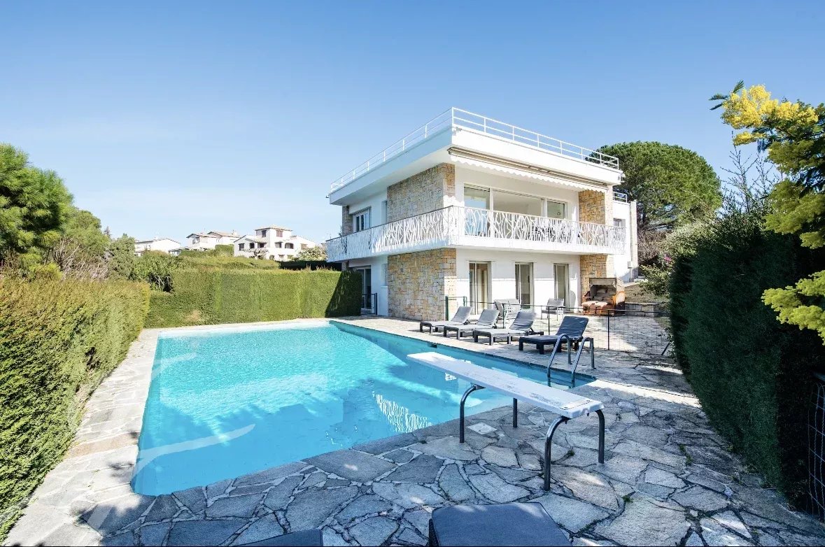 Einfamilienhaus zur Miete 8.500 € 10 Zimmer 250 m²<br/>Wohnfläche 1.500 m²<br/>Grundstück Collettes Bréguières-Les Vaux Cagnes-sur-Mer 06800