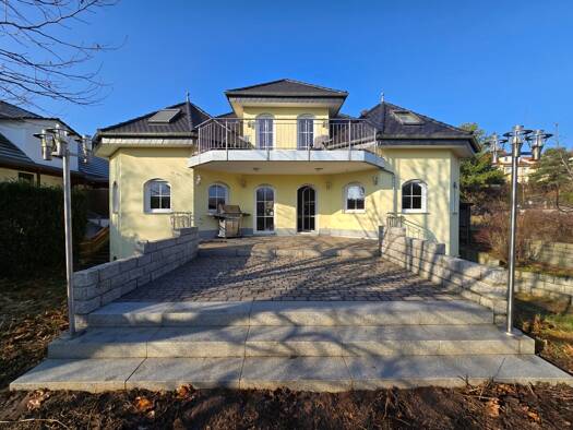Villa zum Kauf 1.175.000 € 7 Zimmer 283 m² 973 m² Grundstück Bickenbach 64404
