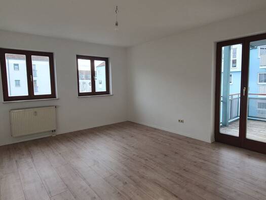 Wohnung zur Miete 1.495 € 4 Zimmer 90,5 m² Geschoss 3/6 frei ab 01.04.2026 Lerchenfeld Freising 85356