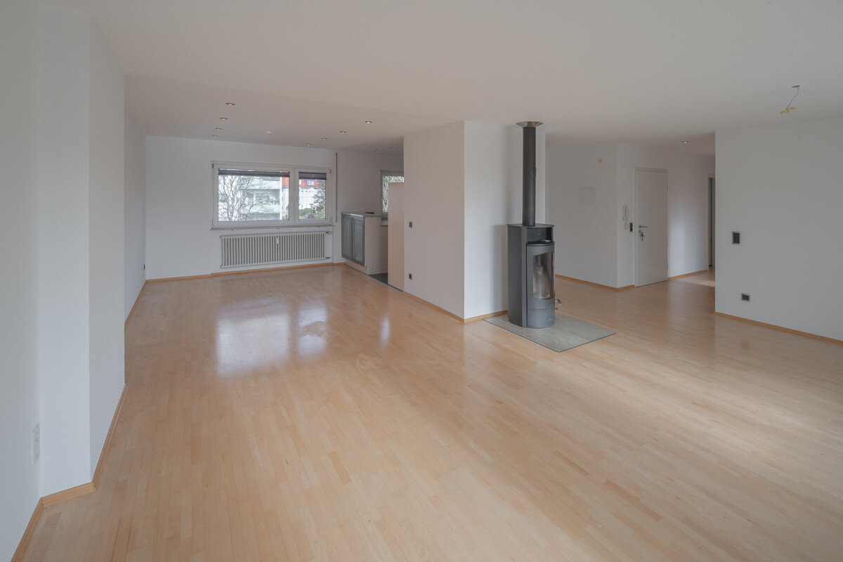 Penthouse zum Kauf 269.000 € 4,5 Zimmer 109,8 m²<br/>Wohnfläche Innenstadt Süd - Schwenningen Villingen-Schwenningen 78054