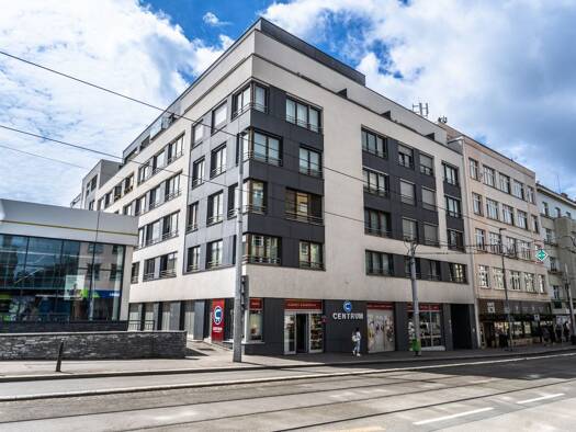 Wohnung zum Kauf 620.000 € 3 Zimmer 95 m² 1. Geschoss Sokolovská 1019/312a Prag 19000