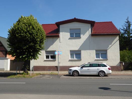 Haus zum Kauf 165.000 € 7 Zimmer 130 m² 1.277 m² Grundstück frei ab sofort Puschkinstr 4 Coswig Coswig (Anhalt) 06869
