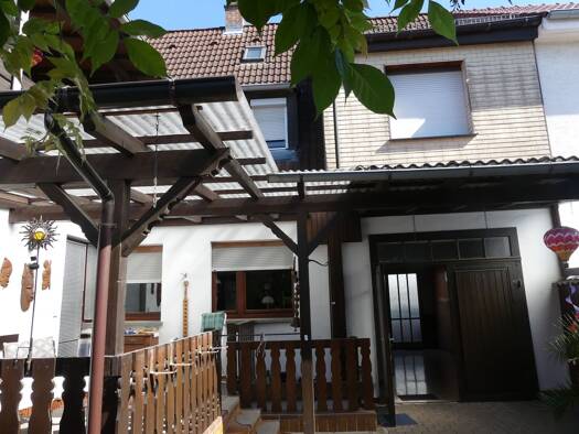 Einfamilienhaus zum Kauf 349.000 € 6 Zimmer 117 m² 429 m² Grundstück frei ab sofort Oftersheim 68723