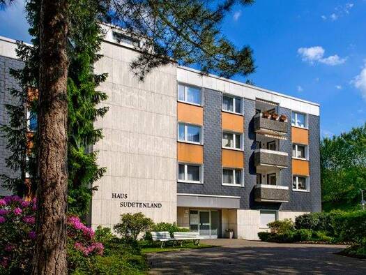 Wohnung zur Miete nur mit Wohnberechtigungsschein 281 € 2 Zimmer 56 m² 1. Geschoss Vogtlandstraße 9 Solingen-Mitte Solingen 42651