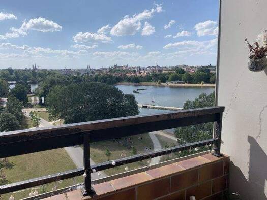 Wohnung zur Miete 480 € 1 Zimmer 28 m² 8. Geschoss frei ab sofort Tullnau Weiterer Innenstadtgürtel West / Nord / Ost 90402
