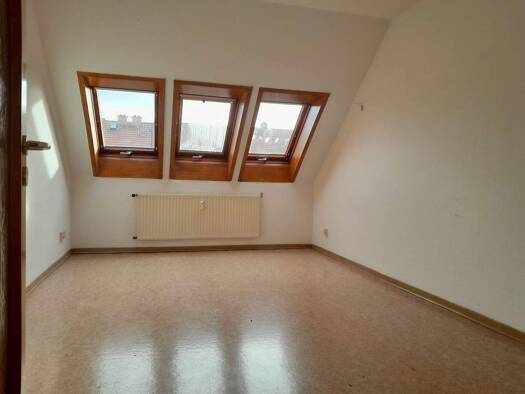 Wohnung zur Miete 419 € 4 Zimmer 69,8 m² 4. Geschoss Niddaer Straße 4 Bad Kösen Naumburg (Saale) 06628