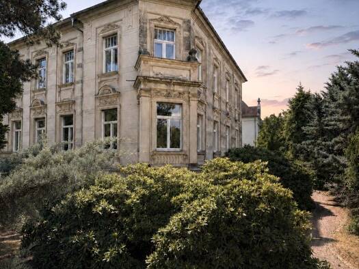 Bürofläche zum Kauf 2.395.000 € 9 Zimmer Seevorstadt-Ost/Großer Garten Ortsamtsbereich Altstadt 01219