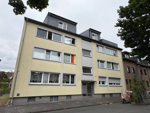 Wohnung zur Miete 675 € 3 Zimmer 87 m² 2. Geschoss frei ab 01.10.2026 Alt-Homberg Duisburg 47198