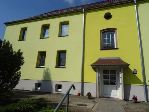Wohnung zur Miete 400 € 3 Zimmer 66 m² Geschoss 1/2 frei ab 01.01.2027 Industriesiedlung 8 Ruppertsgrün Fraureuth 08427