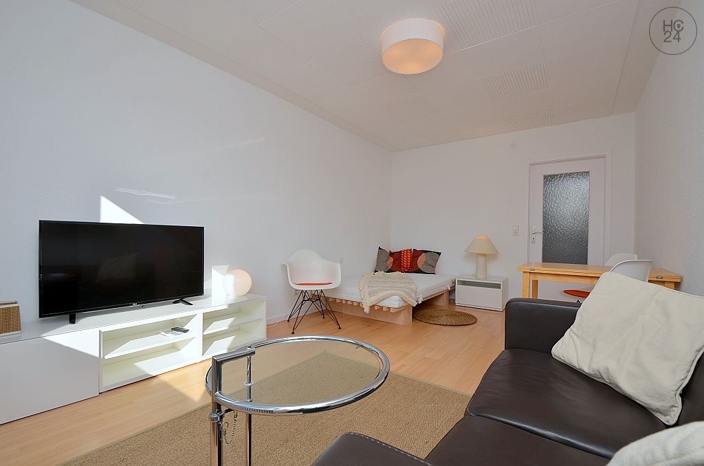 Wohnung zur Miete Wohnen auf Zeit 1.090 € 1 Zimmer 30 m²<br/>Wohnfläche 01.11.2024<br/>Verfügbarkeit Hölderlinplatz Stuttgart 70174