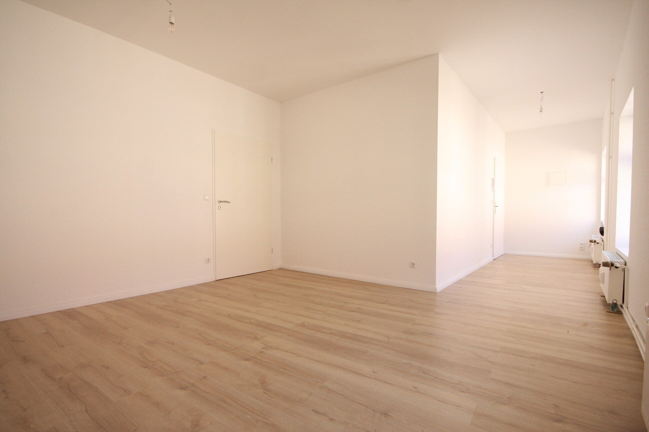 Wohnung zur Miete 795 € 2 Zimmer 58 m²<br/>Wohnfläche Baderstr. 3 Nauen Nauen 14641