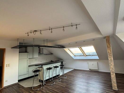 Wohnung zur Miete 425 € 3 Zimmer 68 m² frei ab 01.04.2026 Reichenbach 08468