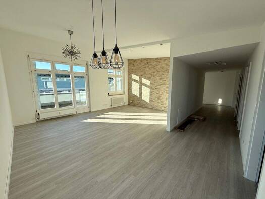 Wohnung zur Miete 1.580 € 3,5 Zimmer 102 m² frei ab sofort Echterdingen Leinfelden-Echterdingen 70771