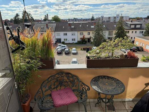 Wohnung zum Kauf 279.000 € 4 Zimmer 89,4 m² Wilh.-Maybach-Straße 26 Hockenheim 68766