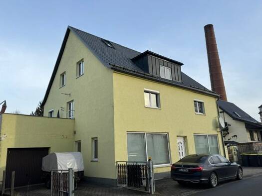 Mehrfamilienhaus zum Kauf provisionsfrei 351.000 € 18 Zimmer 299 m² 421 m² Grundstück frei ab sofort Harthau Harthau 09125