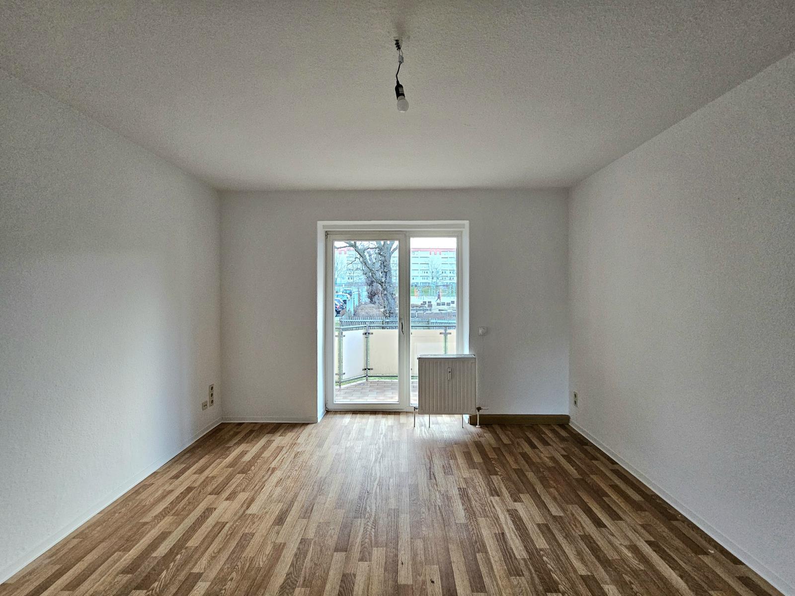 Wohnung zur Miete 339 € 2 Zimmer 57 m²<br/>Wohnfläche Pestalozzistraße 83 Glauchau Glauchau 08371