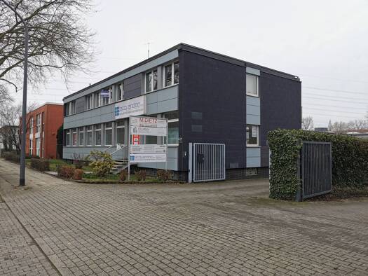 Offene Bürofläche zur Miete 1.650 € 340 m² Bürofläche Altenessen-Nord Stadtbezirk V 45329