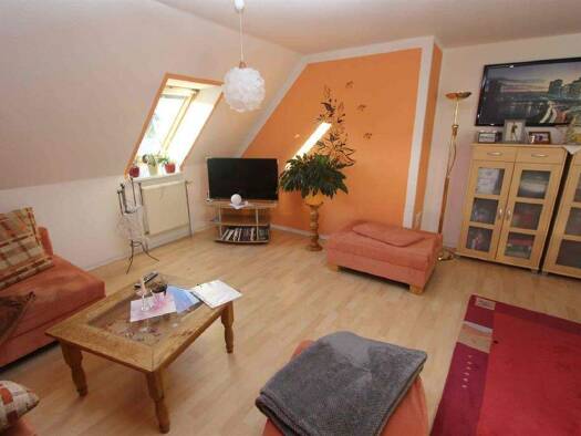 Wohnung zum Kauf 95.000 € 2 Zimmer 59,7 m² Böhlen 04564