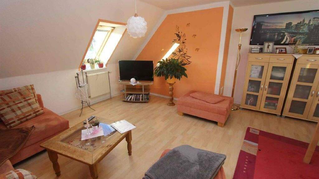 Wohnung zum Kauf 95.000 € 2 Zimmer 59,7 m² Böhlen 04564