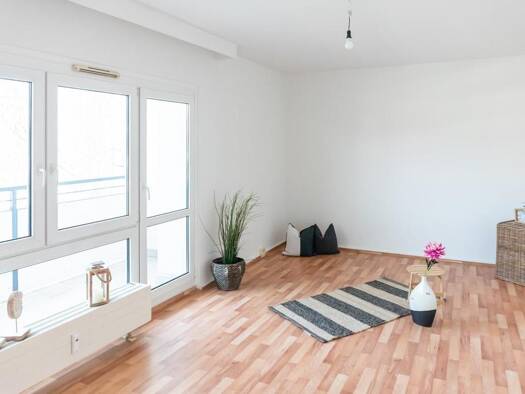 Wohnung zur Miete 576 € 4 Zimmer 96,1 m² 2. Geschoss frei ab 01.12.2026 Straße der Nationen 48 Zentrum Chemnitz 09111