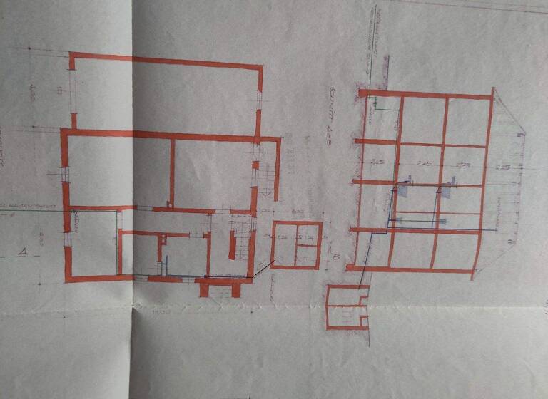 Mehrfamilienhaus zum Kauf provisionsfrei 485.000 € 7 Zimmer 170 m² 530 m² Grundstück Steinfurth Bad Nauheim 61231