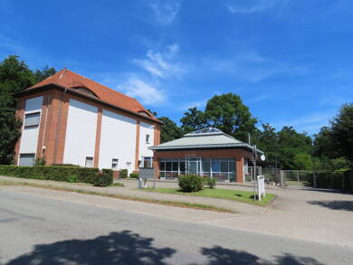 Mehrfamilienhaus zum Kauf 299.000 € 14 Zimmer 296 m² 2.864 m² Grundstück Osterburg Osterburg 39606