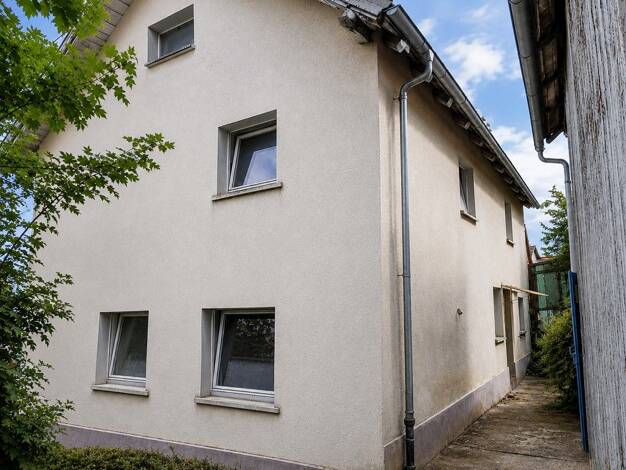 Einfamilienhaus zum Kauf 69.000 € 7 Zimmer 121 m² 744 m² Grundstück Maßbach Maßbach 97711