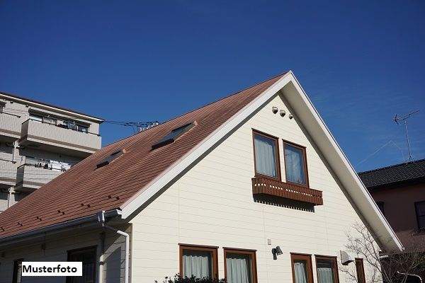 Einfamilienhaus mit großem Gartengrundstück - provisionsfrei