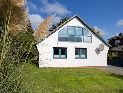 Einfamilienhaus zum Kauf 329.000 € 4 Zimmer 128 m² 798 m² Grundstück Nordhastedt 25785