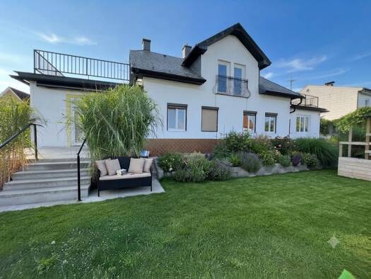 Reihenmittelhaus zum Kauf 385.000 € 6 Zimmer 155 m² 602 m² Grundstück Wilhelmsburg 3150