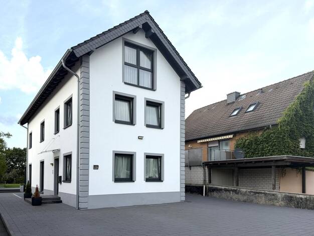 Einfamilienhaus zum Kauf 1.049.000 € 7 Zimmer 199 m² 581 m² Grundstück Braschoß Siegburg 53721