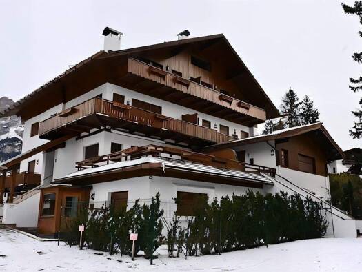 Wohnung zur Miete 15.000 € 5 Zimmer 120 m² 2. Geschoss Cortina d Ampezzo 32043