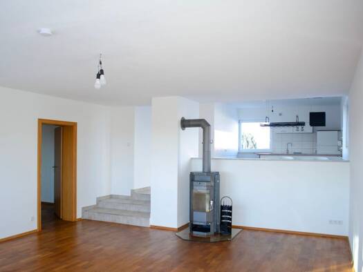 Wohnung zur Miete 1.150 € 2 Zimmer 90 m² Geschoss 2/3 frei ab sofort Eichenried Moosinning 85452