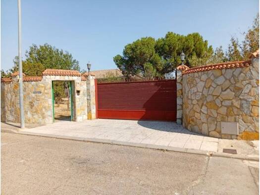 Villa zum Kauf 743.375 € 3 Zimmer 551 m² 3.984 m² Grundstück >Calle Granados > Valdetorres de Jarama 28150