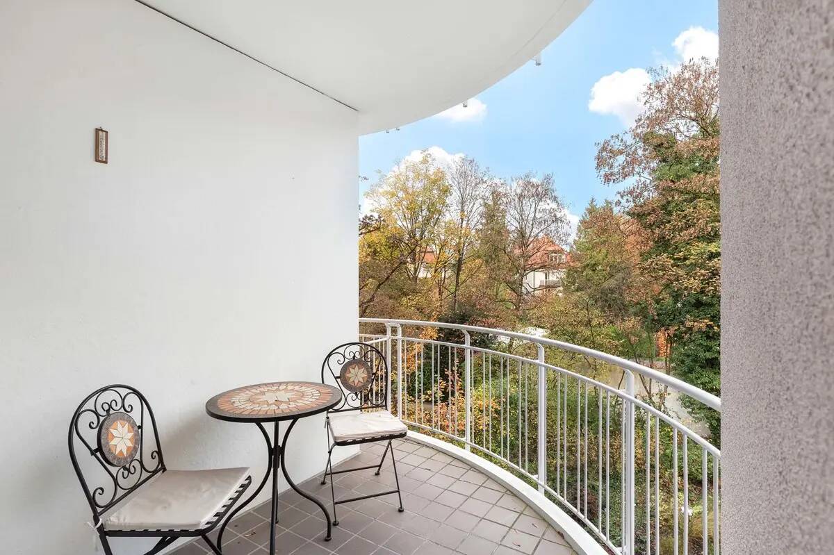 Property thumbnail 6