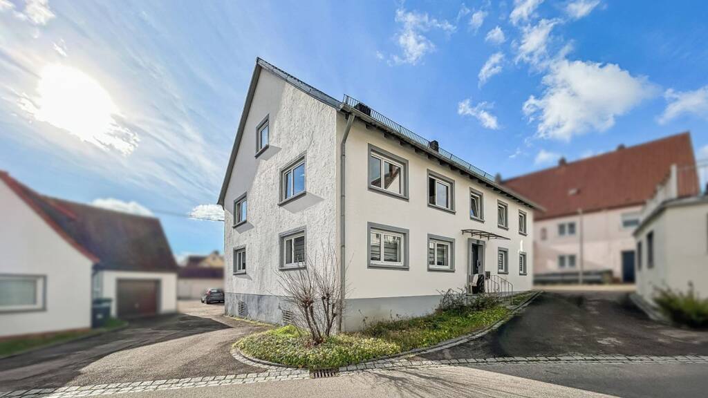Einfamilienhaus zum Kauf 249.000 € 8 Zimmer 240 m² 400 m² Grundstück Dürrwangen 91602