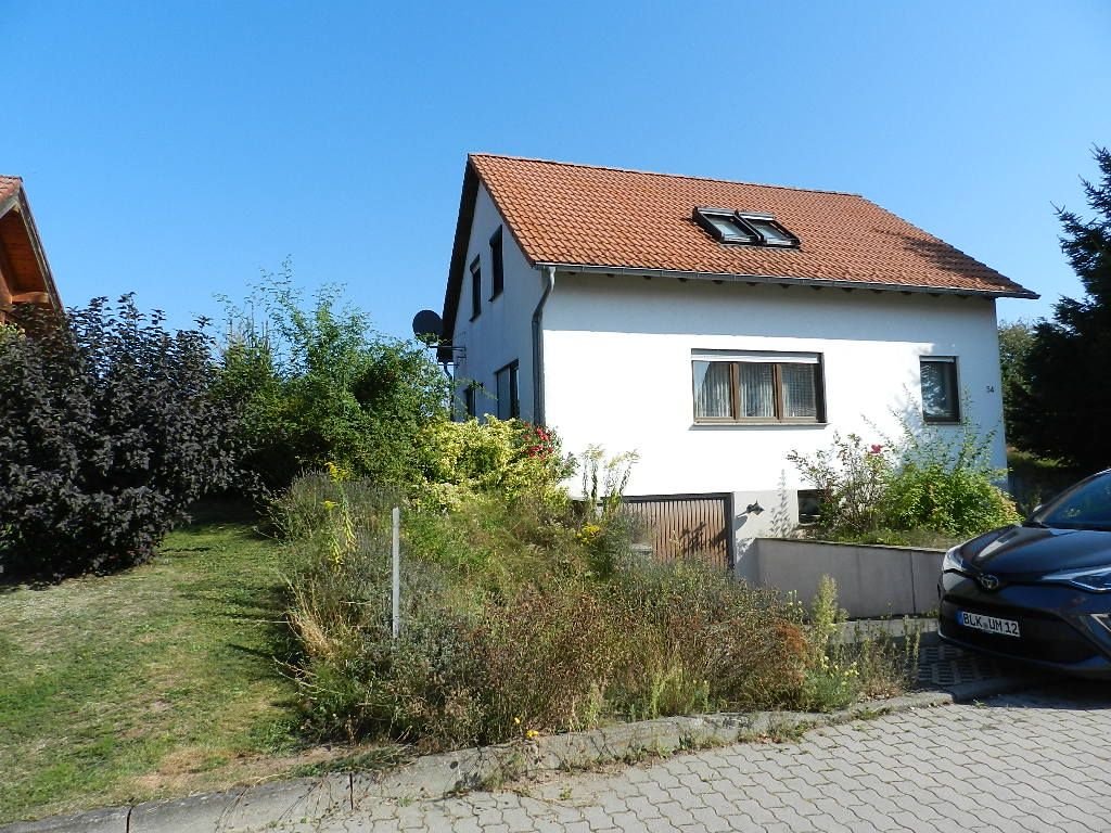 Einfamilienhaus zum Kauf 259.000 € 5 Zimmer 100 m²<br/>Wohnfläche 498 m²<br/>Grundstück ab sofort<br/>Verfügbarkeit Reichenbach 07629