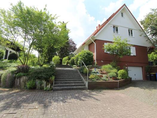 Einfamilienhaus zum Kauf 799.500 € 5 Zimmer 148 m² 743 m² Grundstück Marienburger Höhe Hildesheim 31141