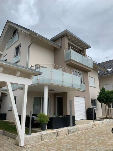 Studio zur Miete 995 € 3,5 Zimmer 96,7 m² frei ab 01.08.2025 Bergfelden Sulz-Bergfelden 72172
