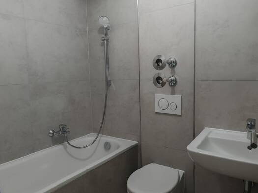 Wohnung zur Miete 450 € 1 Zimmer 30 m² frei ab sofort Pfisterstraße 5 Innenstadt Fürth 90762