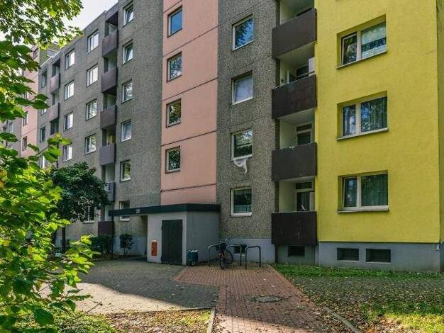 Wohnung zur Miete 678 € 3 Zimmer 85,1 m² 2. Geschoss frei ab 13.02.2026 Eiderstraße 22 Weststadt Braunschweig 38120