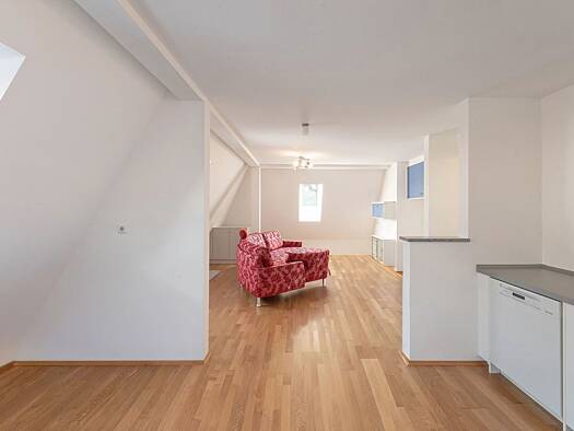 Wohnung zum Kauf 665.000 € 3 Zimmer 100 m² 2 Geschosse frei ab sofort Elfenstraße 14 Ramersdorf-Perlach München 81739