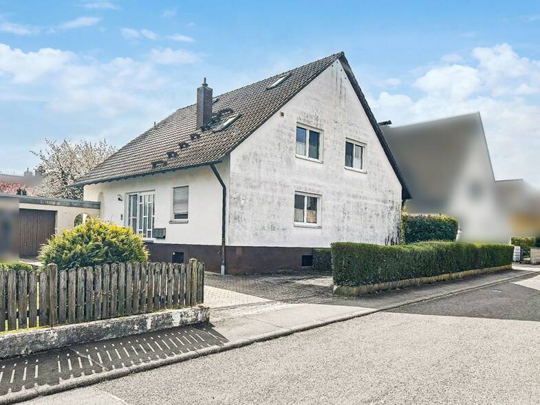 Mehrfamilienhaus zum Kauf 365.000 € 11 Zimmer 179,2 m² 737 m² Grundstück Wonfurt Wonfurt 97539