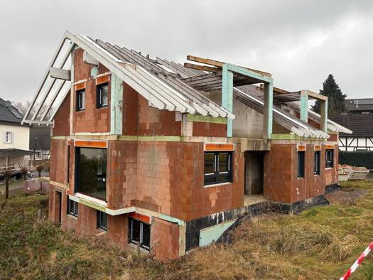 Mehrfamilienhaus zum Kauf 549.000 € 10 Zimmer 434 m² 919 m² Grundstück Eitorf 53783