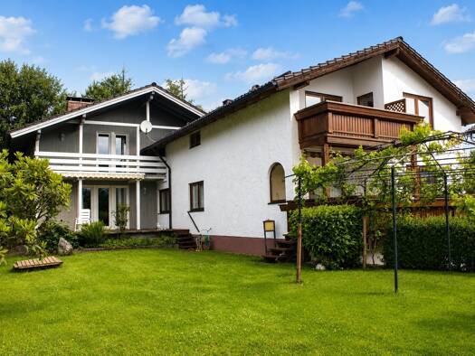 Mehrfamilienhaus zum Kauf provisionsfrei 1.340.000 € 10 Zimmer 263 m² 785 m² Grundstück Haidholzen Stephanskirchen 83071