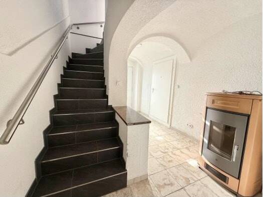 Einfamilienhaus zur Miete 1.590 € 7 Zimmer 182 m² 180 m² Grundstück frei ab sofort Floß 92685